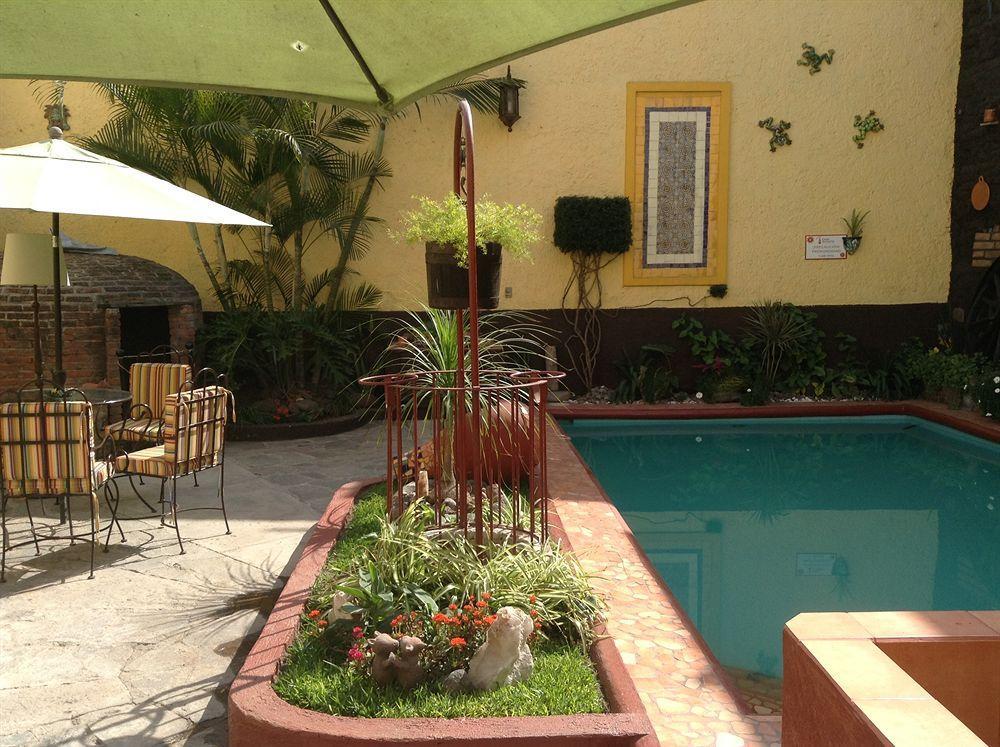 Hotel Casa Armonia Tlaquepaque Bagian luar foto